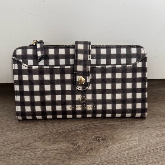 Nanette Lepore Black and White Wallet - Picture 1 of 10